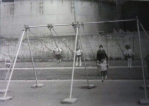 The swings at Coronation Park